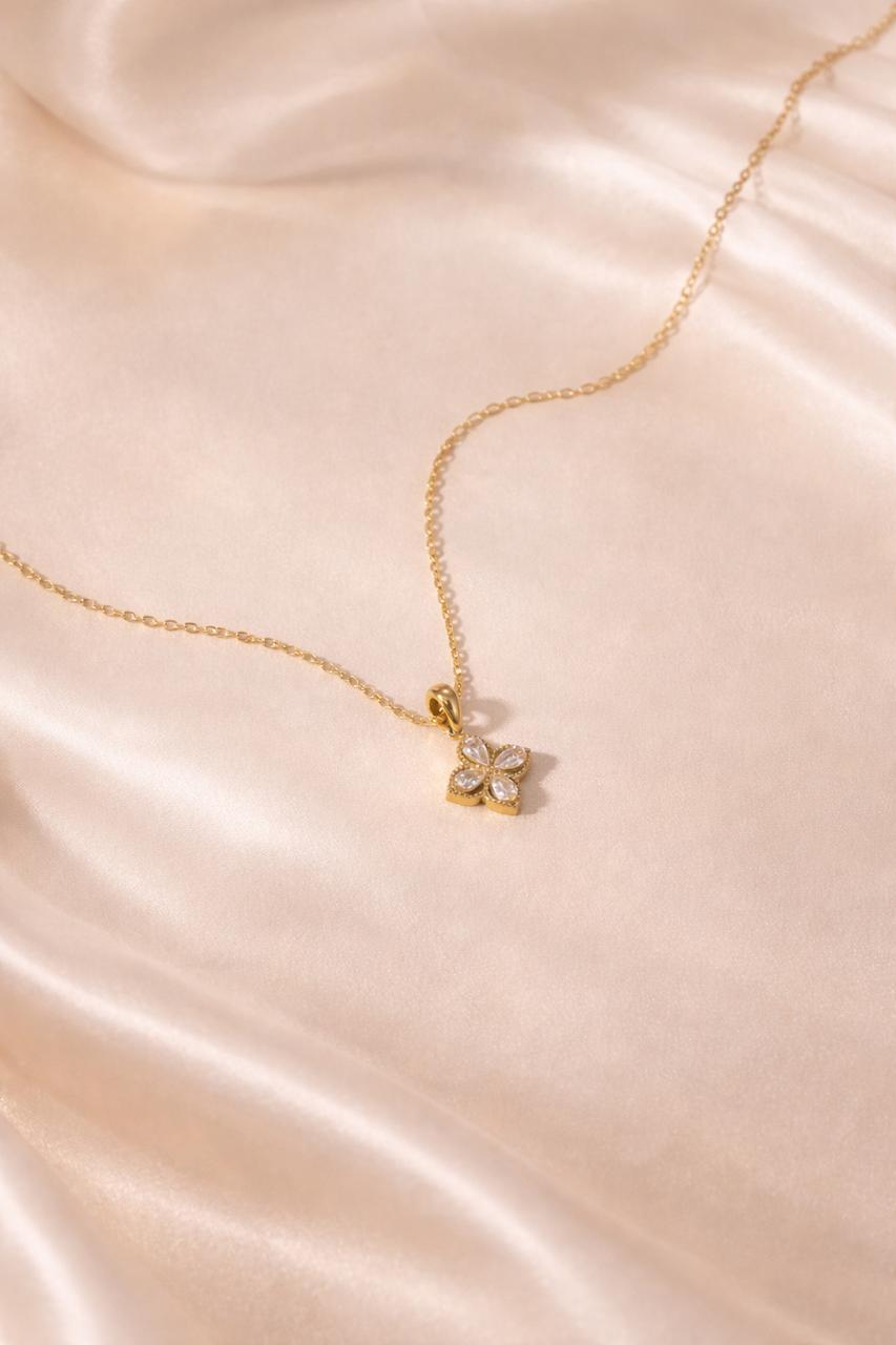 Collier Étoile Douce – Nélya